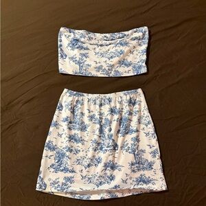 SHEIN Blue and White Patterned Set